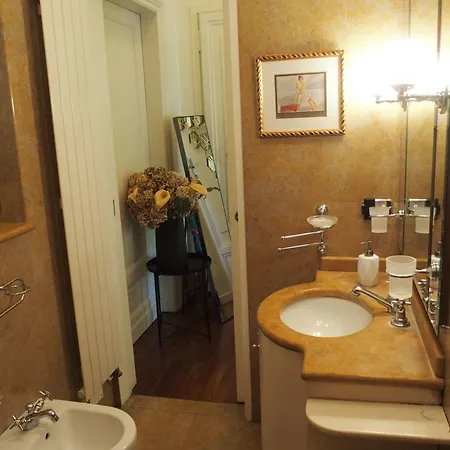 Isola - Isola Pedonale Crocetta Politecnico Frühstückspension